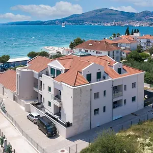 Ocrux Trogir