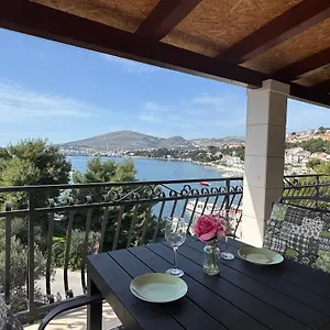 Mirella Apartman